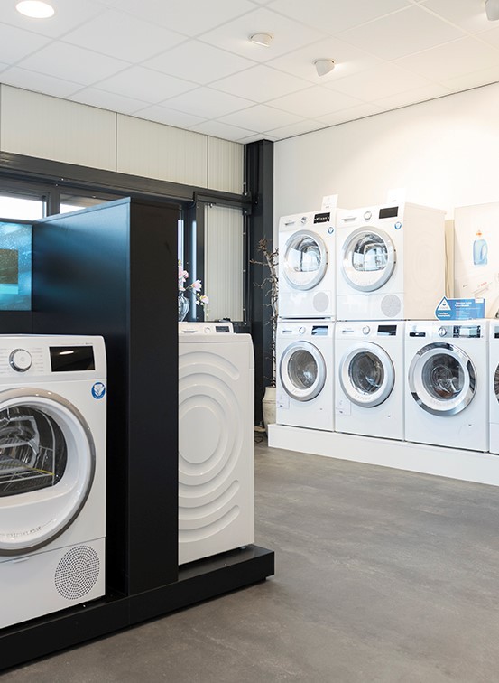 Foto showroom met wasmachines