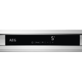 Foto van Inbouw koelkast AEG SKE812D1AC