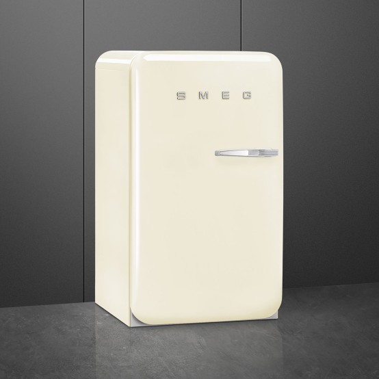 Foto van Koelkast -met vriesvak- SMEG FAB10LCR5